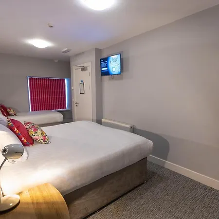 Behan's Horseshoe Bar & Restaurant 5* ليستول