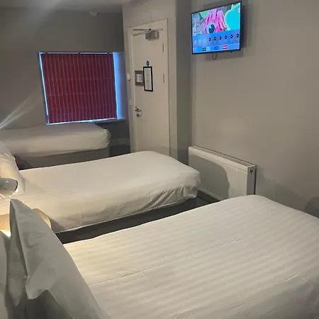 فندق مبيت وإفطار Behan's Horseshoe Bar & Restaurant ليستول