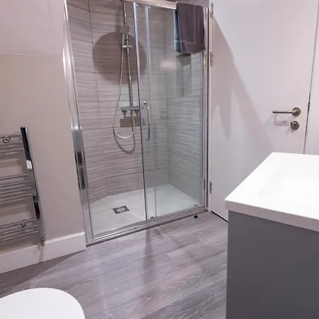 Behan's Horseshoe Bar & Restaurant فندق مبيت وإفطار