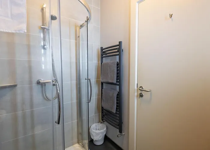 Behan's Horseshoe Bar & Restaurant