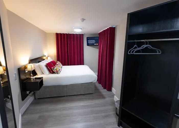 Behan's Horseshoe Bar & Restaurant Bed and breakfast